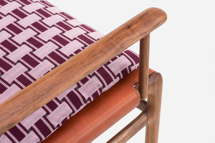 DANISH OILED WALNUT & DARK TAN LEATHER & ZADE 660