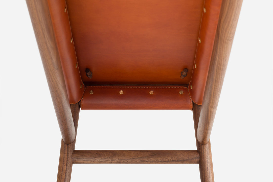 DANISH OILED WALNUT & DARK TAN LEATHER & EINAR 197