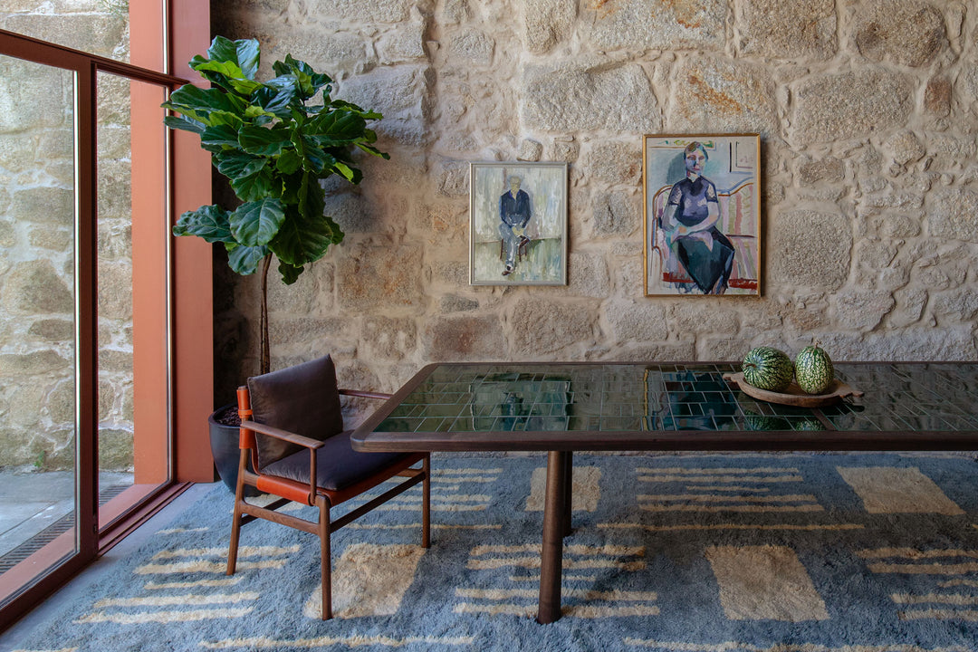 SELA DINING ARMCHAIR