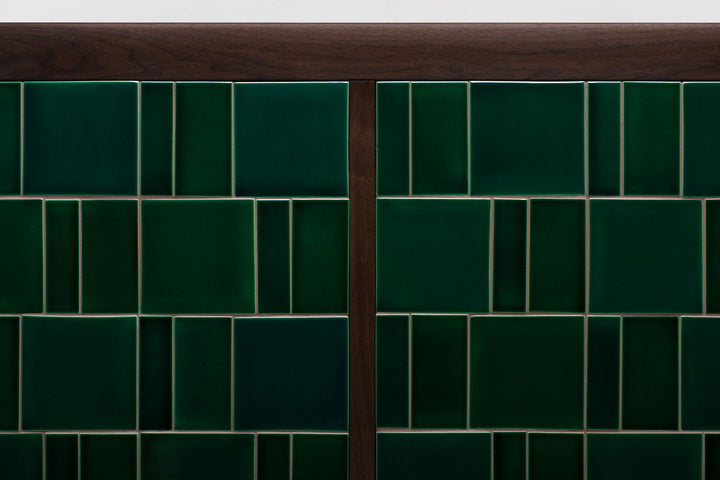 BLACK OILED WALNUT & GREEN TILE (MODEL: L)