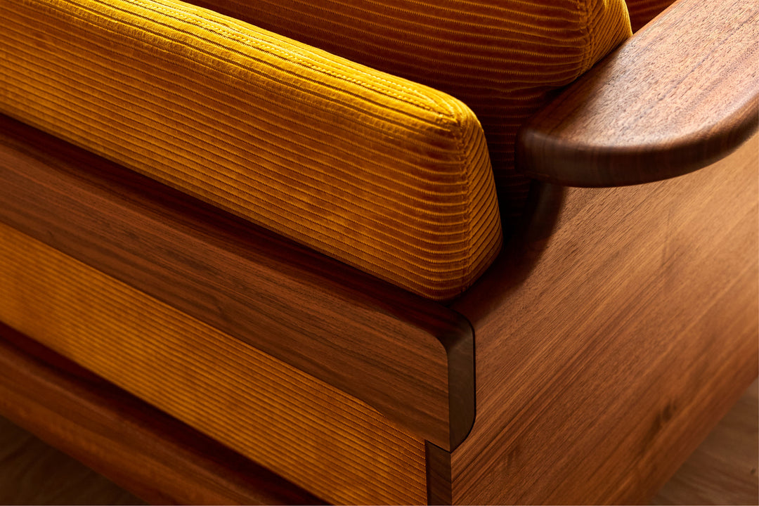DANISH OILED WALNUT & PHLOX 0443