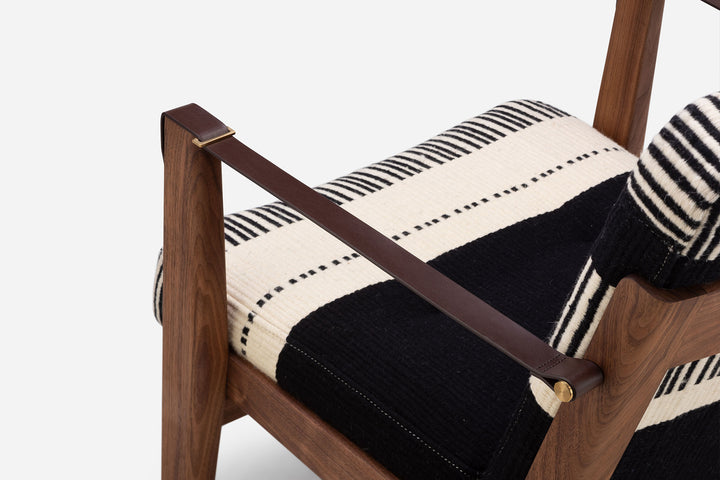 DANISH OILED WALNUT &  PRETO/CRU MANTA LIDO  & BROWN LEATHER STRAPS