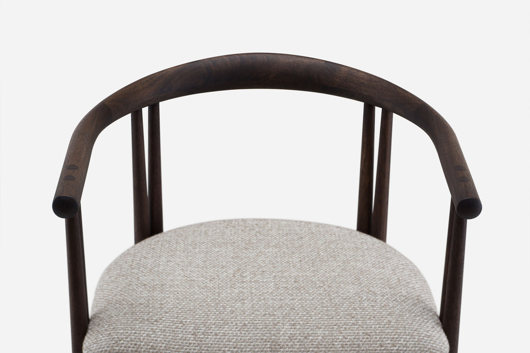 BLACK OILED WALNUT & SAFIRE 004