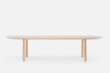 DINING TABLES – De La Espada