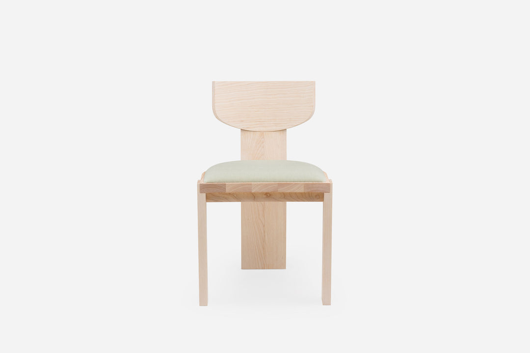 WHITE OILED ASH & BYRAM 0921