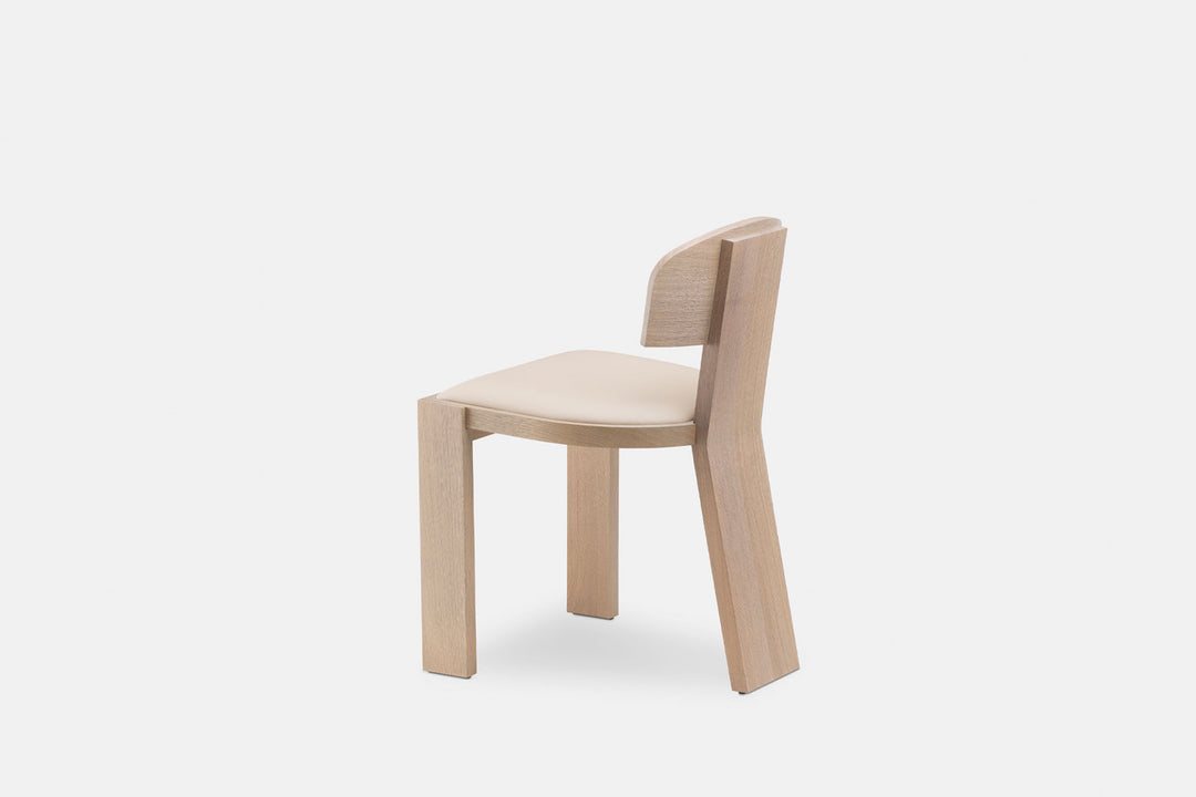 OXIDISED OAK & DUNE LEATHER