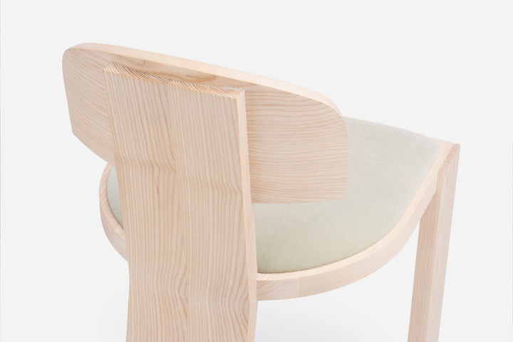 WHITE OILED ASH & BYRAM 0921