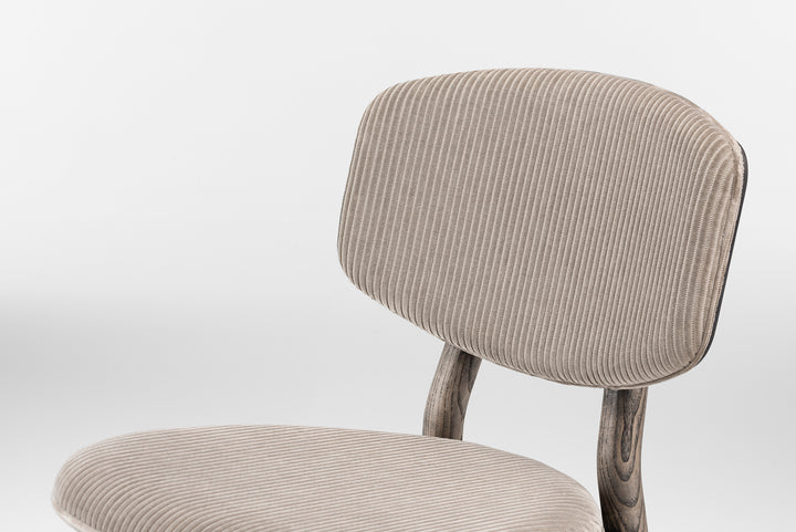 BLACK OILED ASH & PHLOX 243