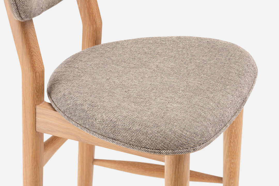 DANISH OILED OAK & CLAY 009 (MODEL: T)