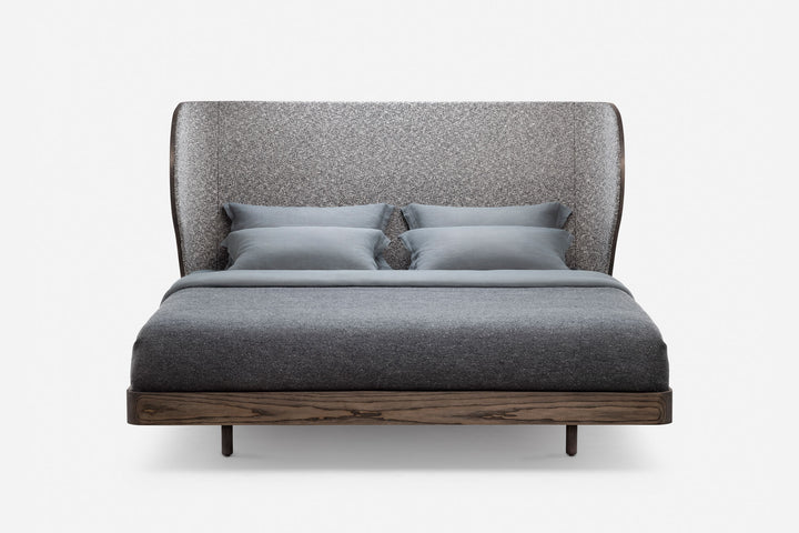 BLACK OILED ASH AND ZERO 004