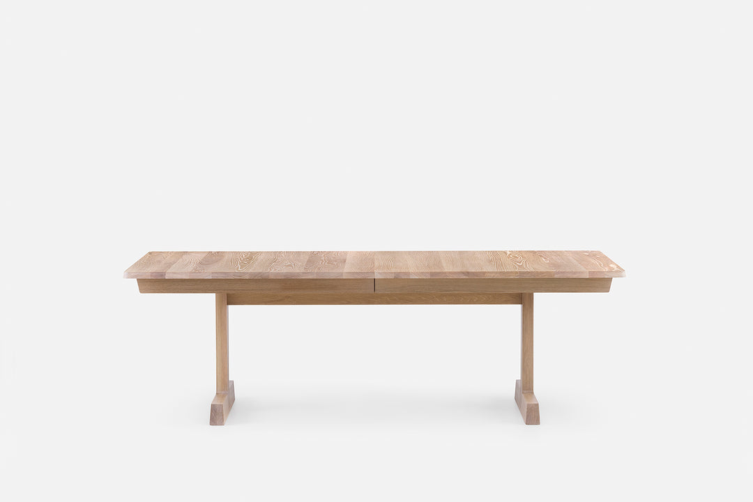 WHITE OILED OAK (NO LEAVES)