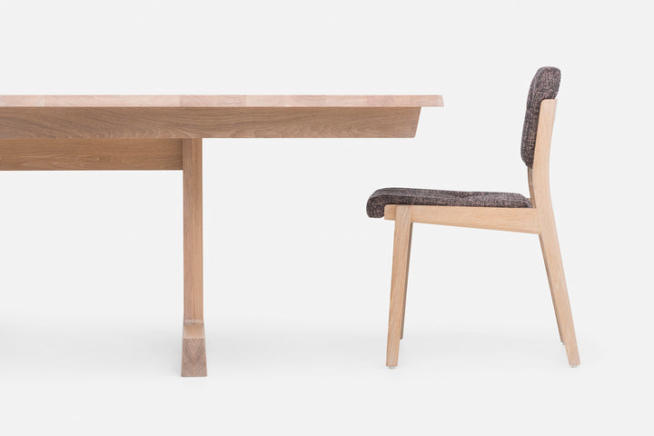 WHITE OILED OAK (+ CAPO CHAIR)