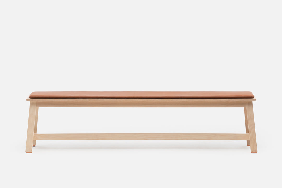 WHITE OILED ASH (MODEL: 443 + OPTIONAL SEAT PAD IN BROWN NATURAL GRAIN LEATHER)