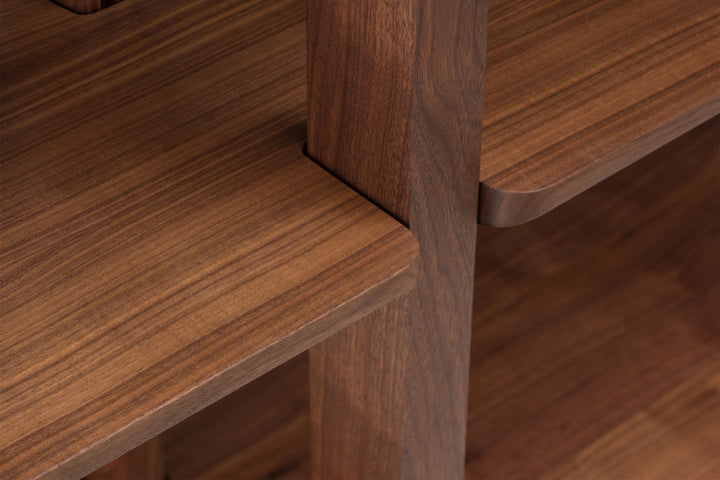 DANISH OILED WALNUT (MODEL: SP)