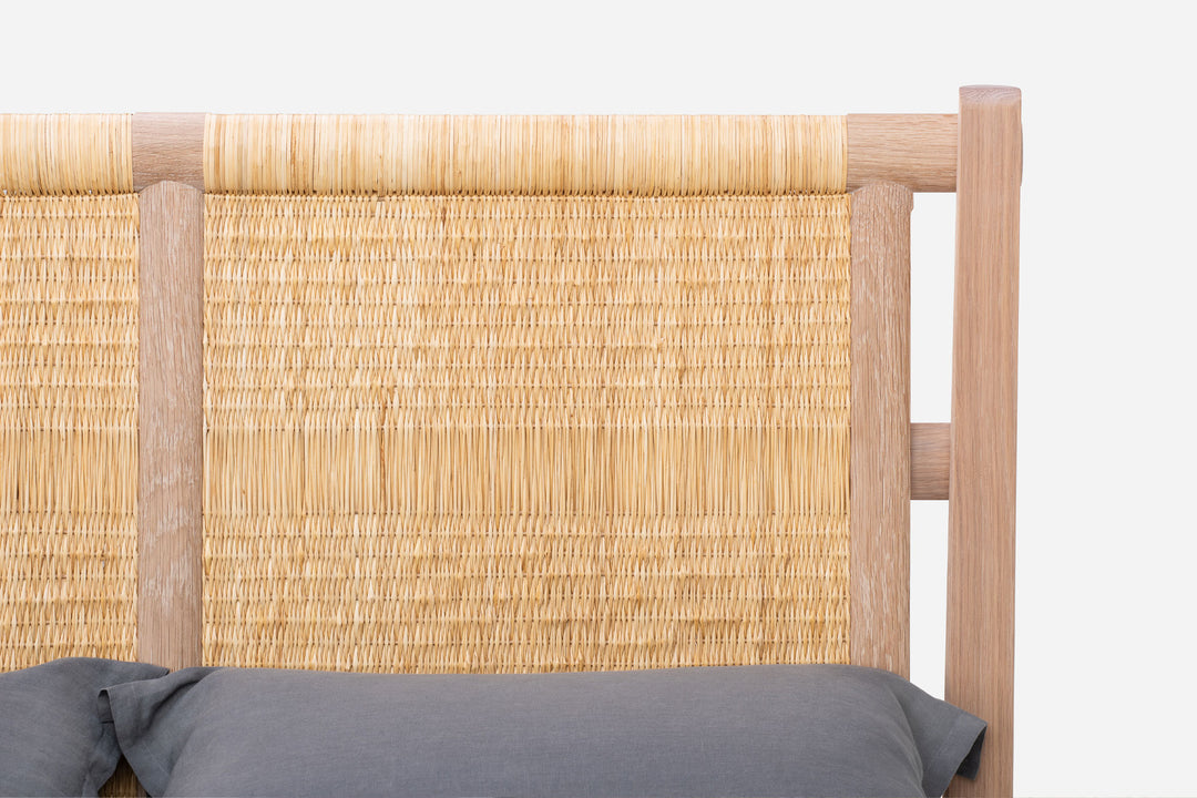 WHITE OILED OAK & JUNCO