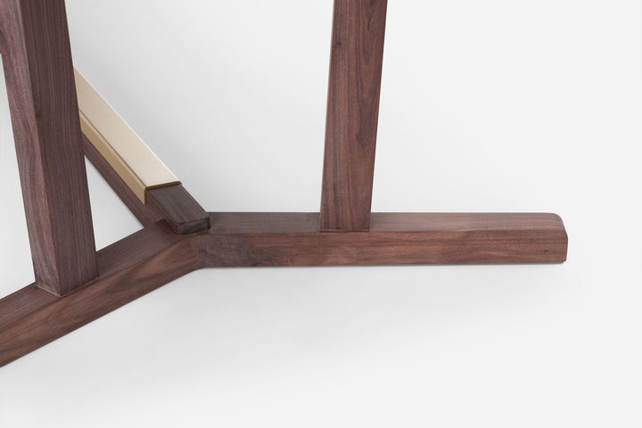 WHITE OILED WALNUT & BRUSHED BRASS