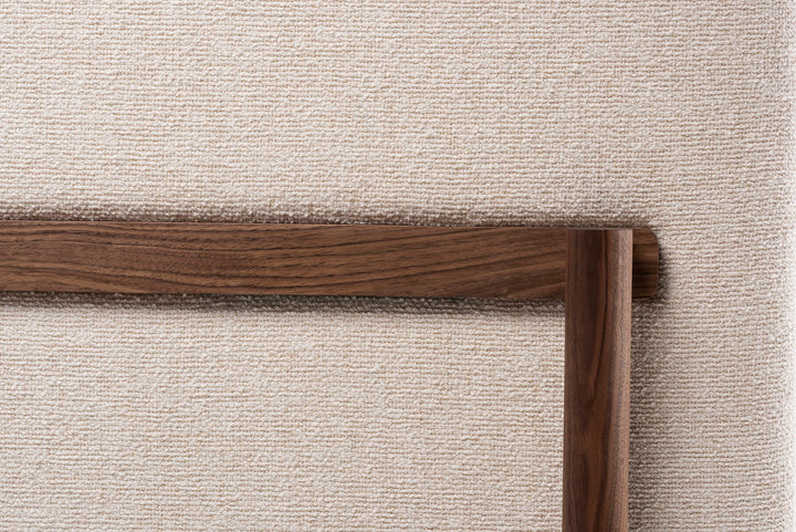 DANISH OILED WALNUT & MOSS 004