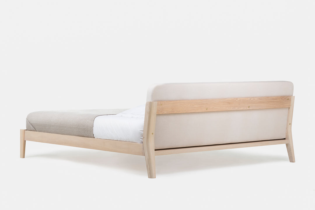 WHITE OILED ASH & HARALD 2 212