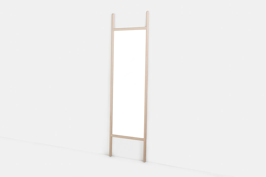 WHITE OILED OAK (MODEL: M)