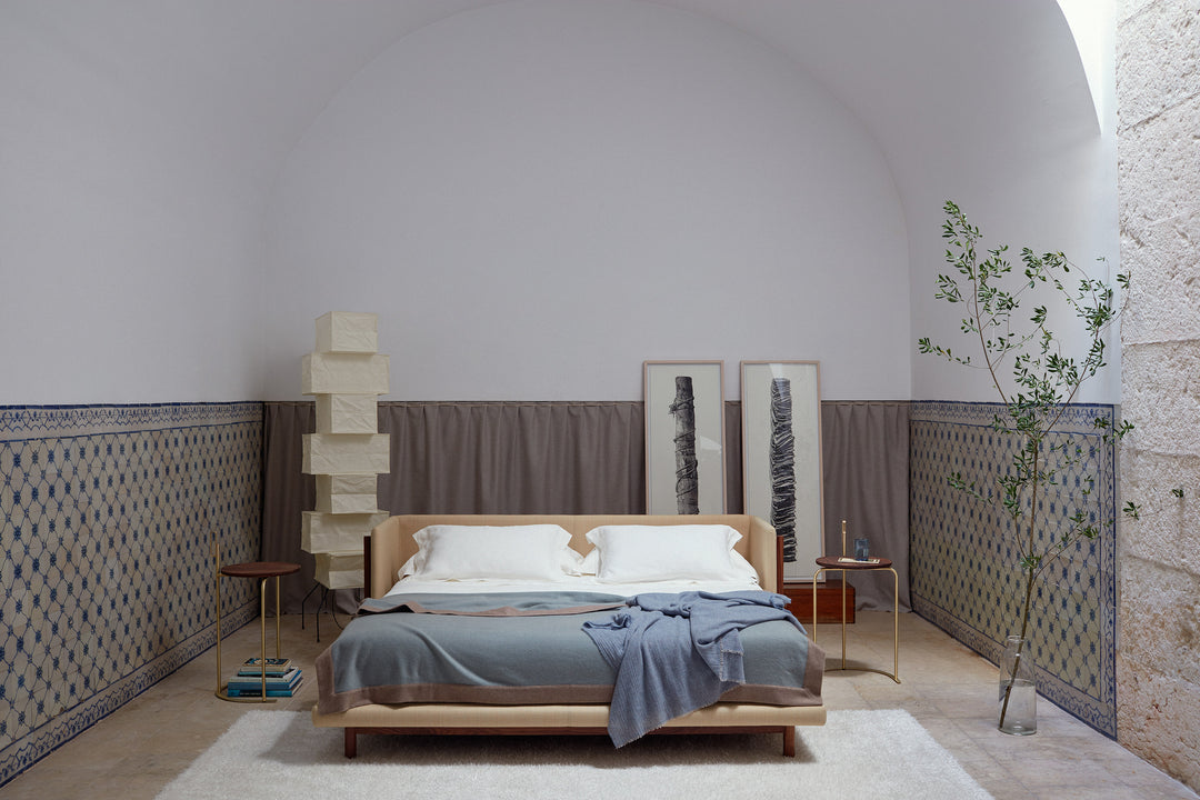 DANISH OILED WALNUT & FOSS 412 (+ HANDLE SIDE TABLE)